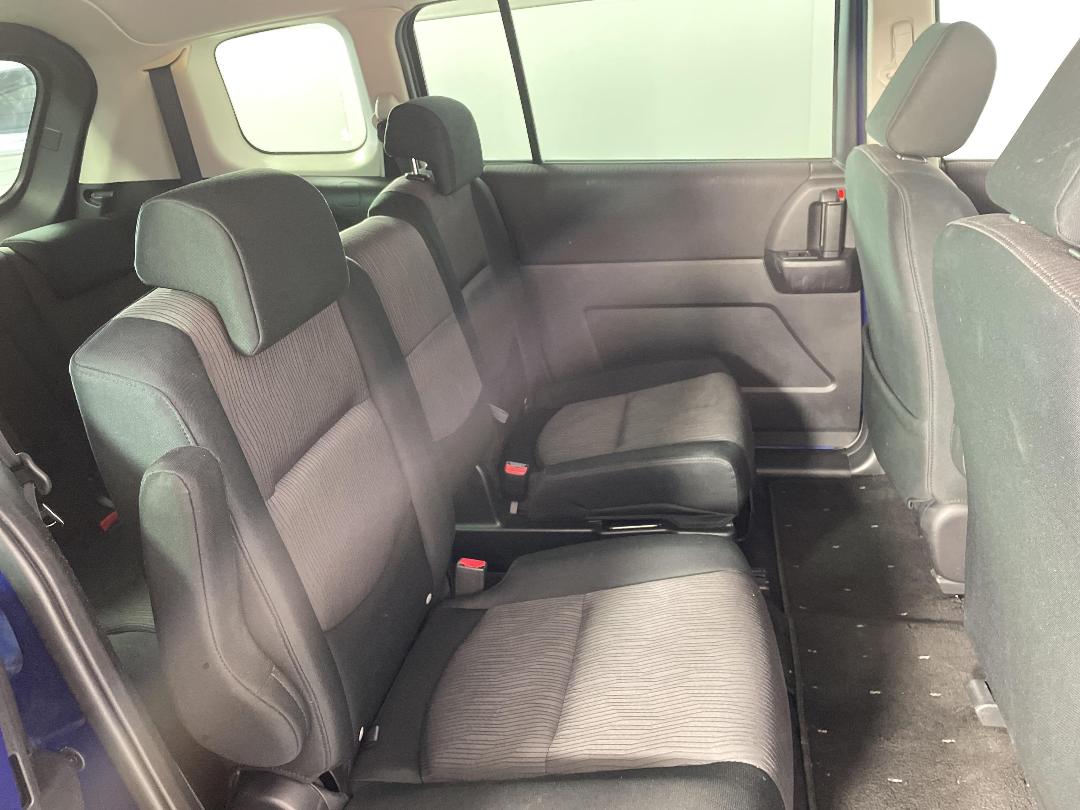 Photo '19' of Mazda Premacy