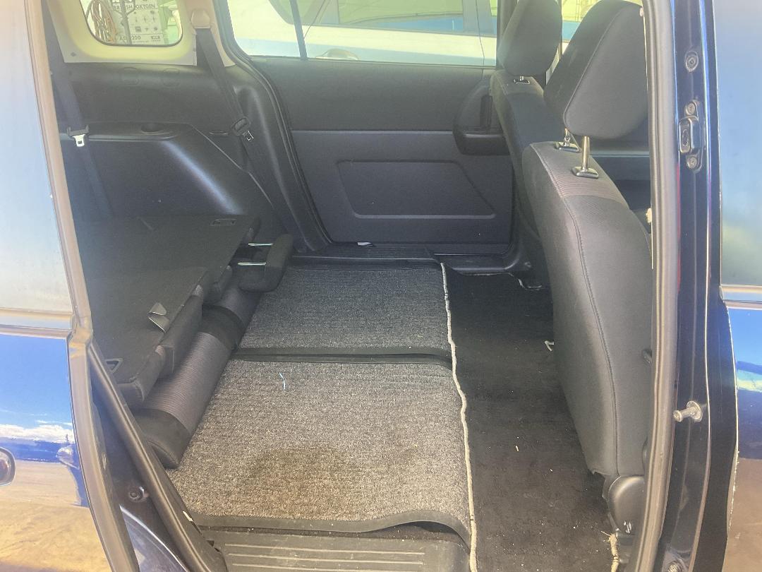 Photo '13' of Mazda Premacy