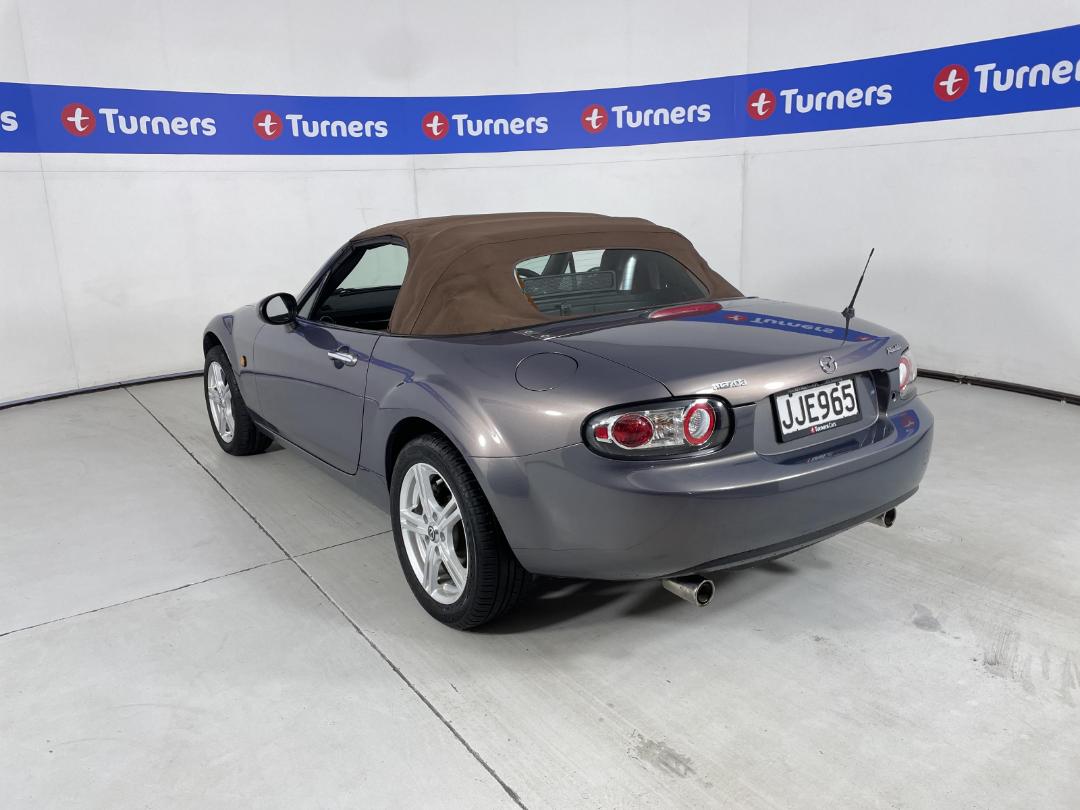 Photo '5' of Mazda Roadster Photo '5' of Mazda Roadster