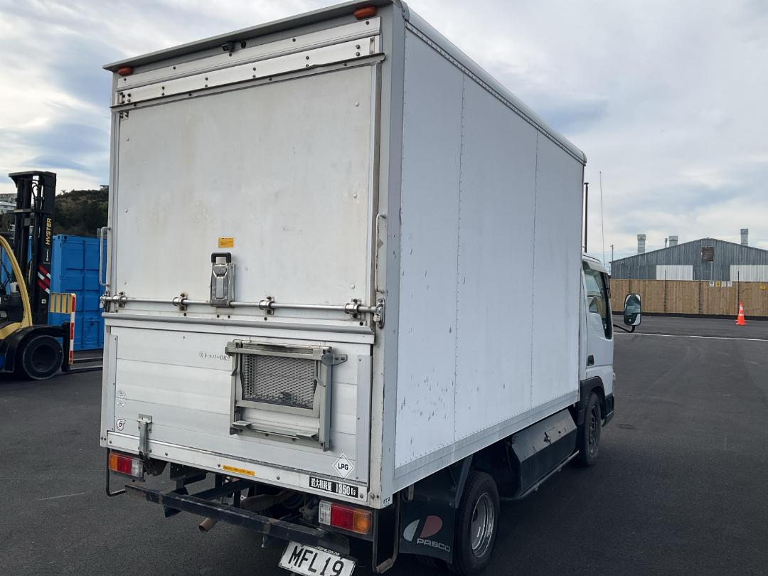 Photo '4' of Mazda Titan Box Body Photo '4' of Mazda Titan Box Body