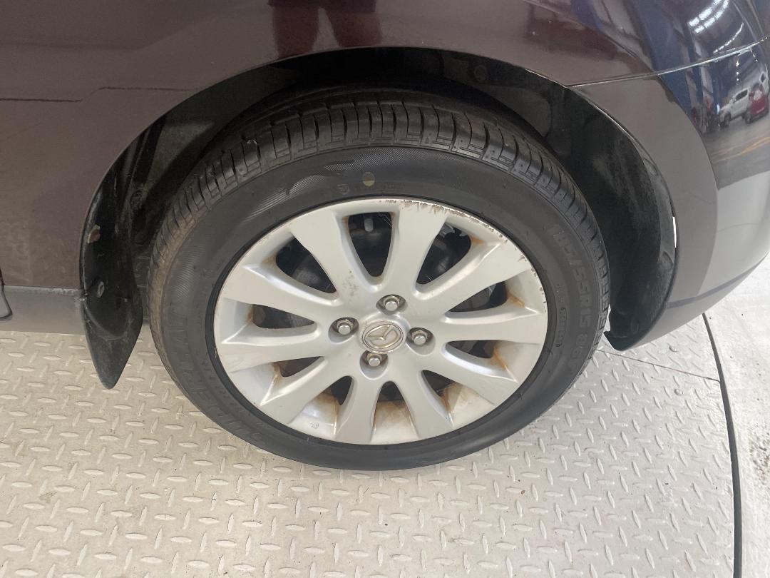 Photo '9' of Mazda Verisa