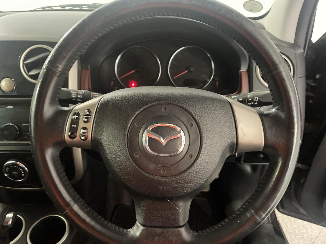 Photo '25' of Mazda Verisa