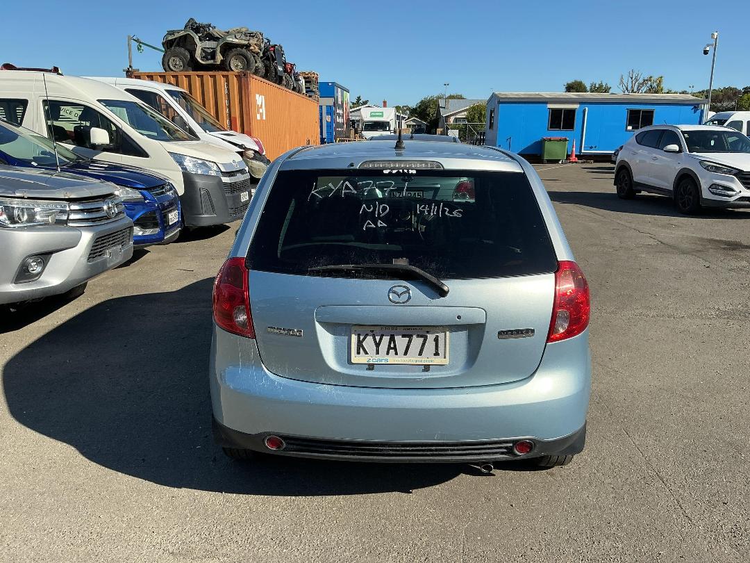 Photo '5' of Mazda Verisa