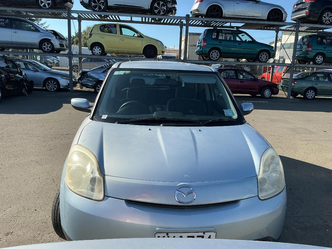 Photo '2' of Mazda Verisa