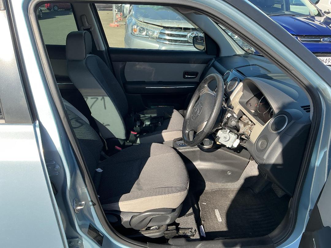 Photo '11' of Mazda Verisa