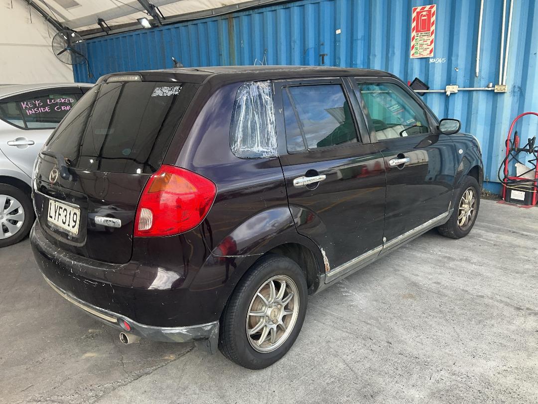 Photo '6' of Mazda Verisa