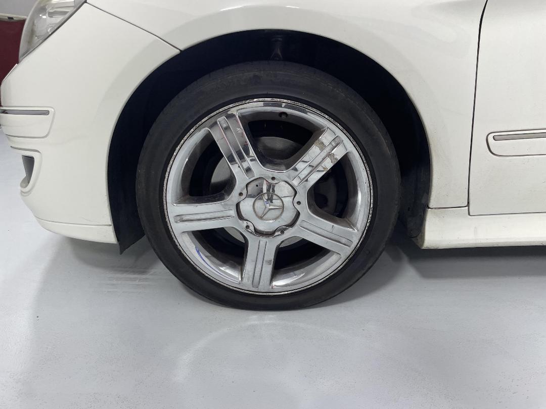 Photo '8' of Mercedes-Benz B200 Photo '8' of Mercedes-Benz B200