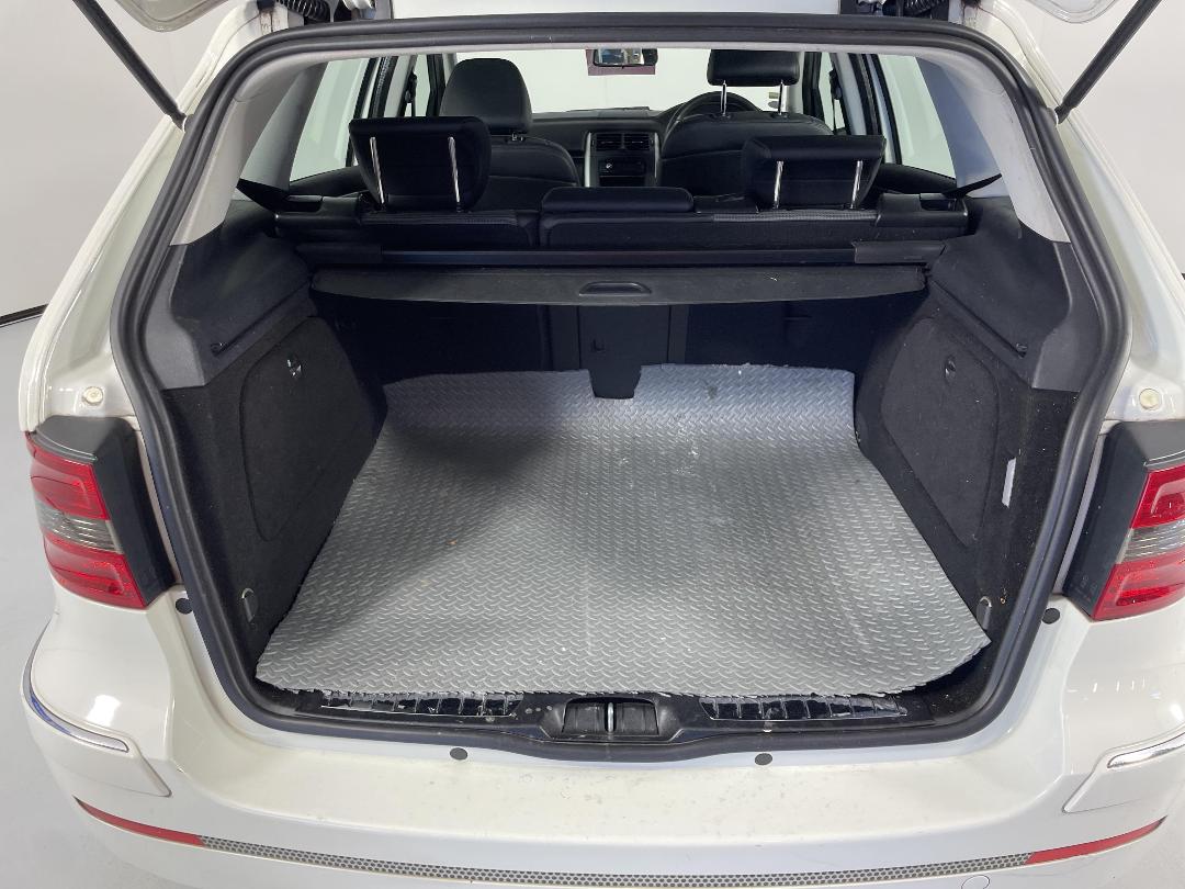 Photo '12' of Mercedes-Benz B200 Photo '12' of Mercedes-Benz B200