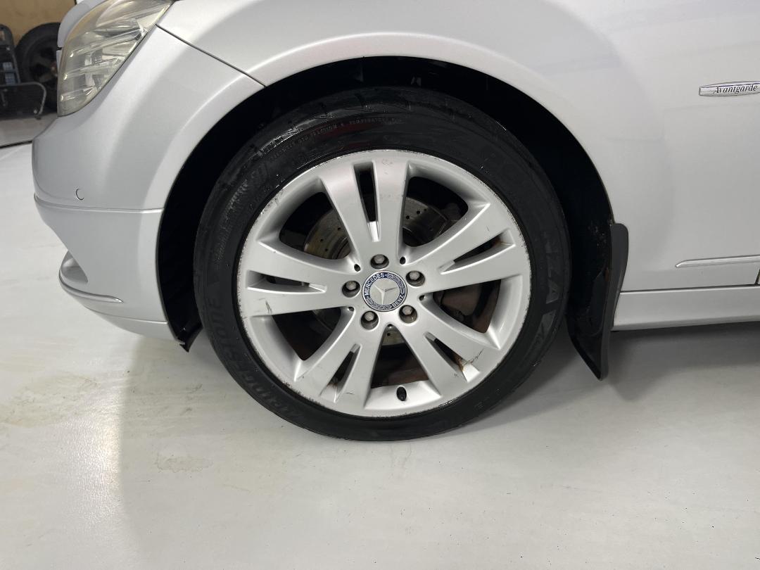 Photo '10' of Mercedes-Benz C-Class Photo '10' of Mercedes-Benz C-Class