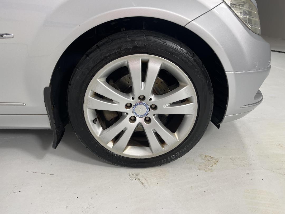 Photo '9' of Mercedes-Benz C-Class Photo '9' of Mercedes-Benz C-Class