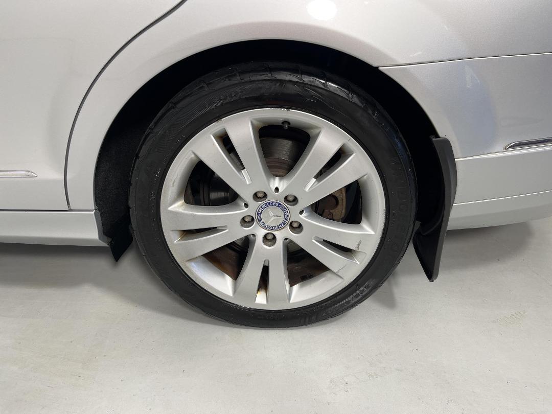 Photo '11' of Mercedes-Benz C-Class Photo '11' of Mercedes-Benz C-Class