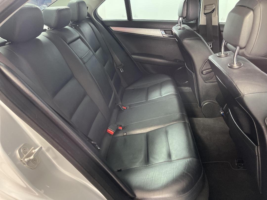 Photo '20' of Mercedes-Benz C-Class Photo '20' of Mercedes-Benz C-Class