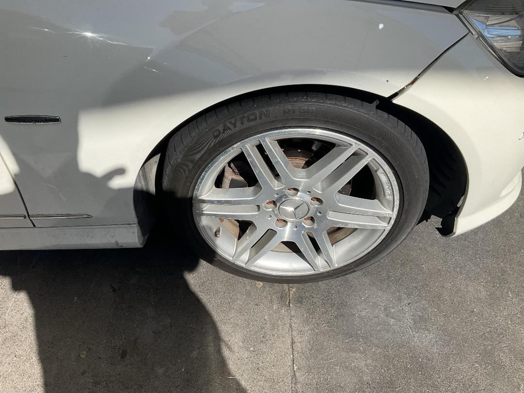 Photo '3' of Mercedes-Benz C200