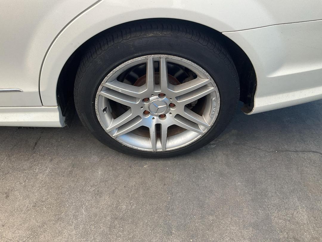 Photo '9' of Mercedes-Benz C200