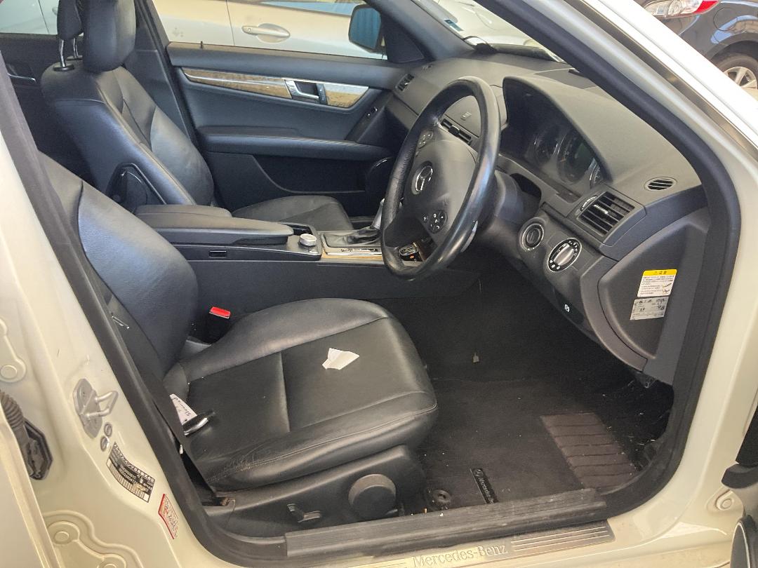 Photo '17' of Mercedes-Benz C200