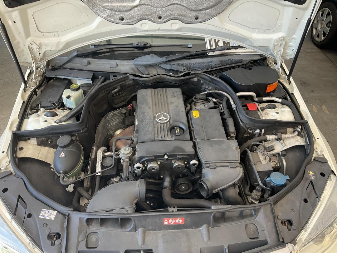 Photo '22' of Mercedes-Benz C200