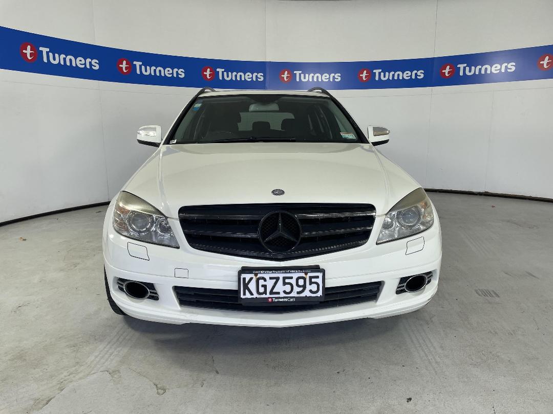 Photo '2' of Mercedes-Benz C200