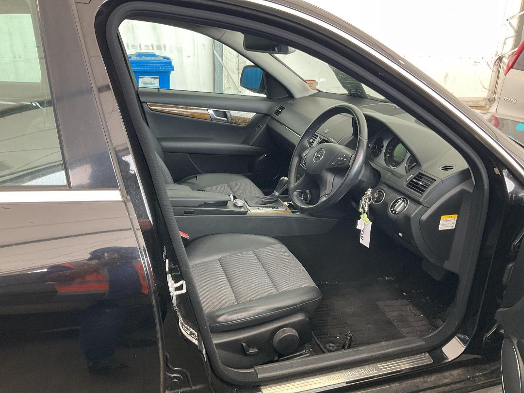 Photo '15' of Mercedes-Benz C200 Kompressor