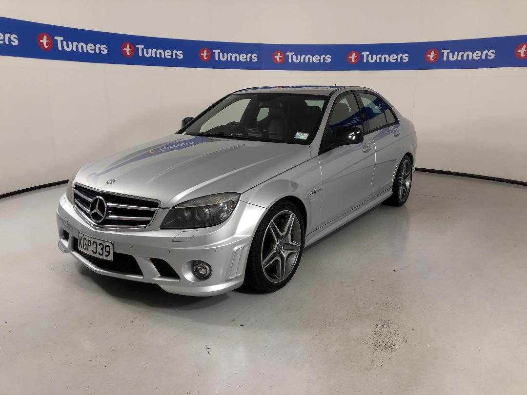 Photo '4' of Mercedes-Benz C63