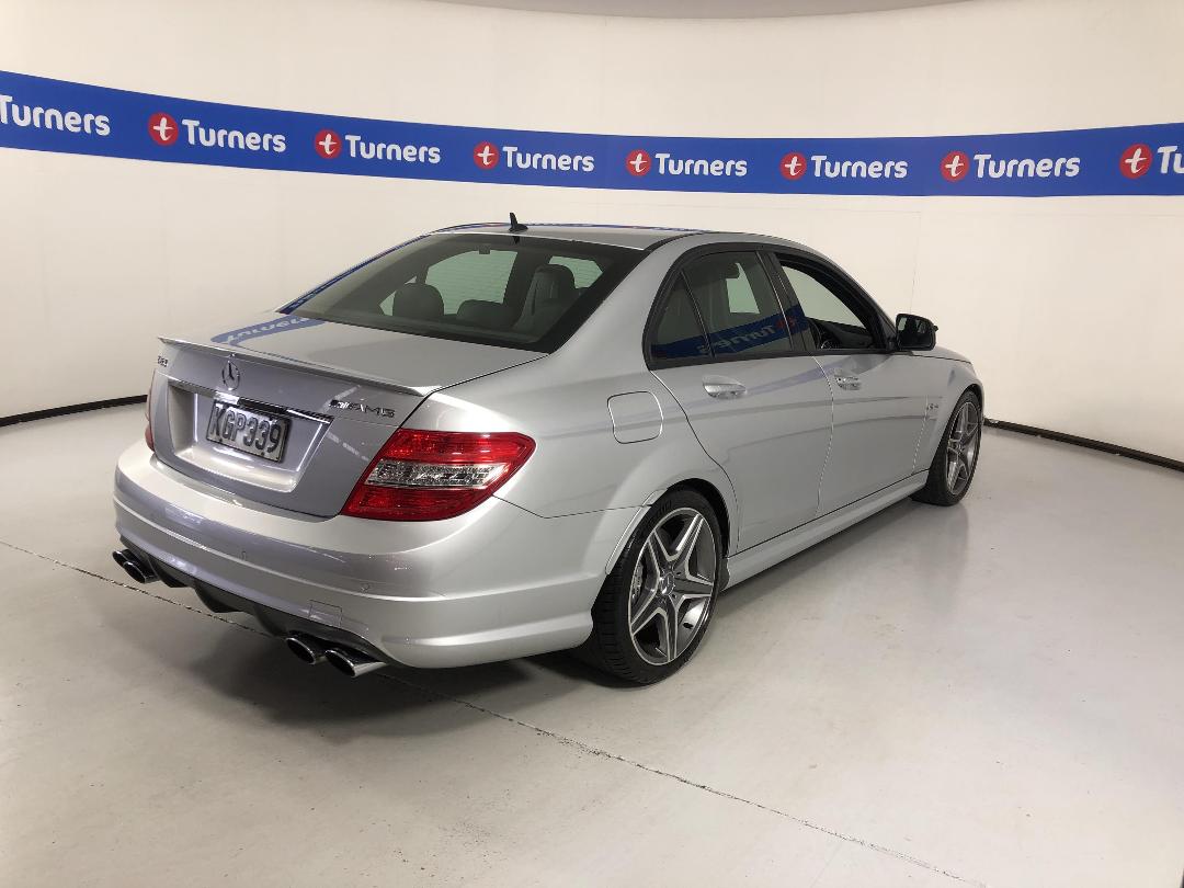 Photo '7' of Mercedes-Benz C63