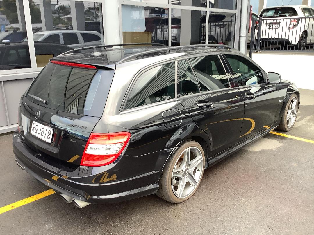Photo '6' of Mercedes-Benz C63 AMG