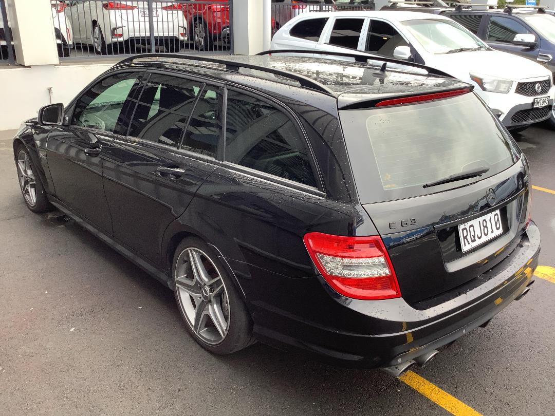 Photo '4' of Mercedes-Benz C63 AMG