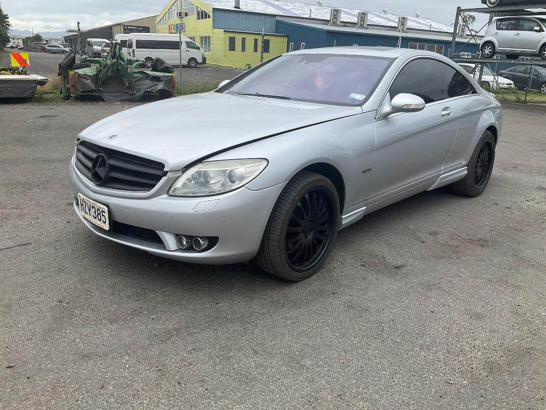 Photo '3' of Mercedes-Benz CL-Class CL550 Photo '3' of Mercedes-Benz CL-Class CL550