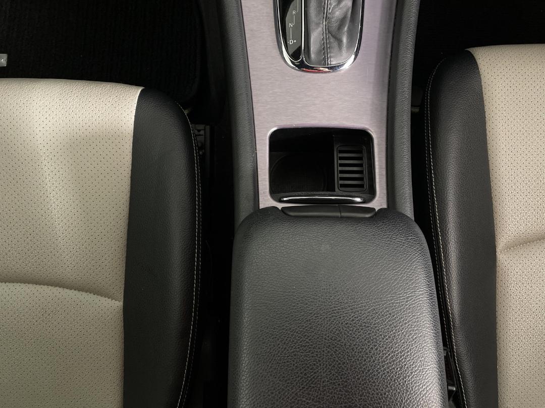 Photo '22' of Mercedes-Benz CLC-Class Photo '22' of Mercedes-Benz CLC-Class