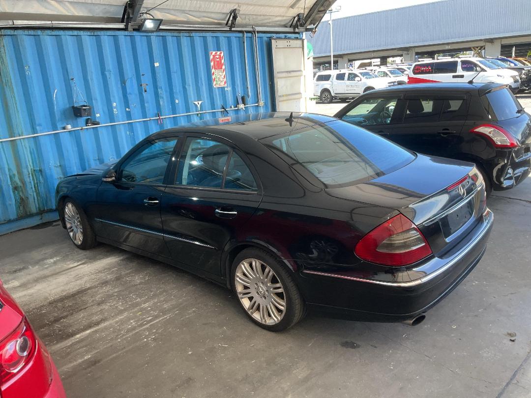 Photo '9' of Mercedes-Benz E-Class E320 CDI Avantgarde Photo '9' of Mercedes-Benz E-Class E320 CDI Avantgarde