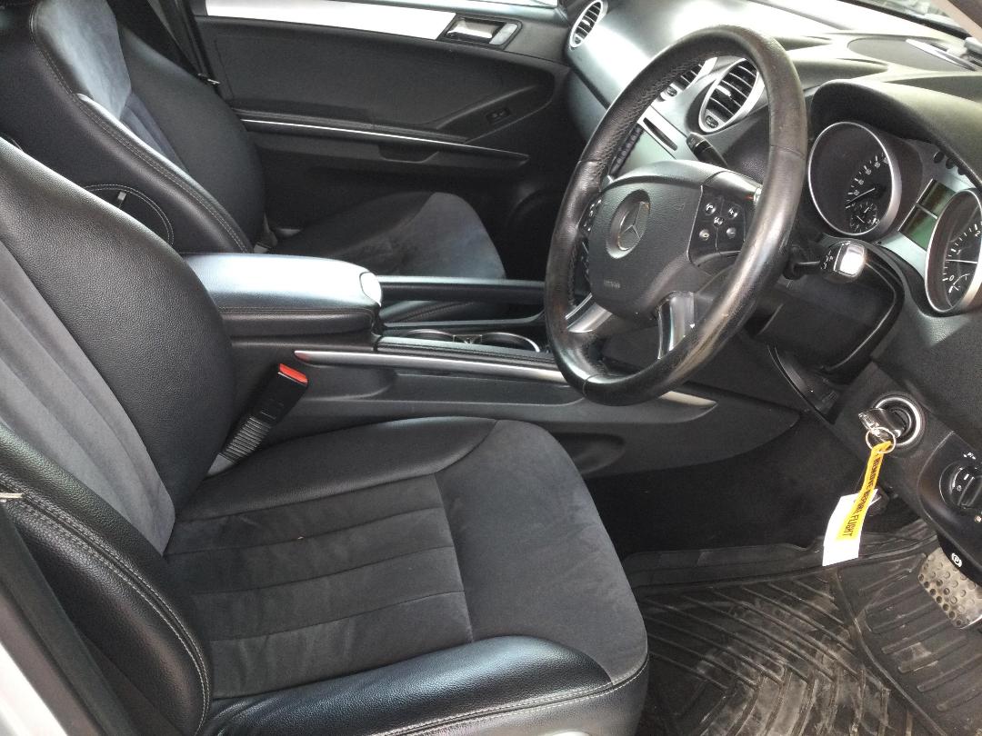 Photo '18' of Mercedes-Benz Ml350 Photo '18' of Mercedes-Benz Ml350