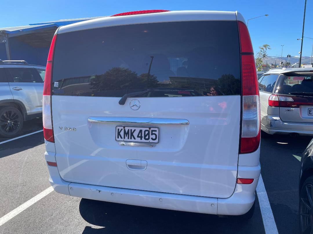 Photo '9' of Mercedes-Benz V350 Photo '9' of Mercedes-Benz V350