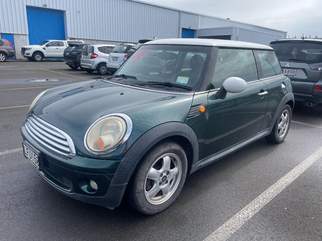 Photo '3' of Mini Cooper Photo '3' of Mini Cooper