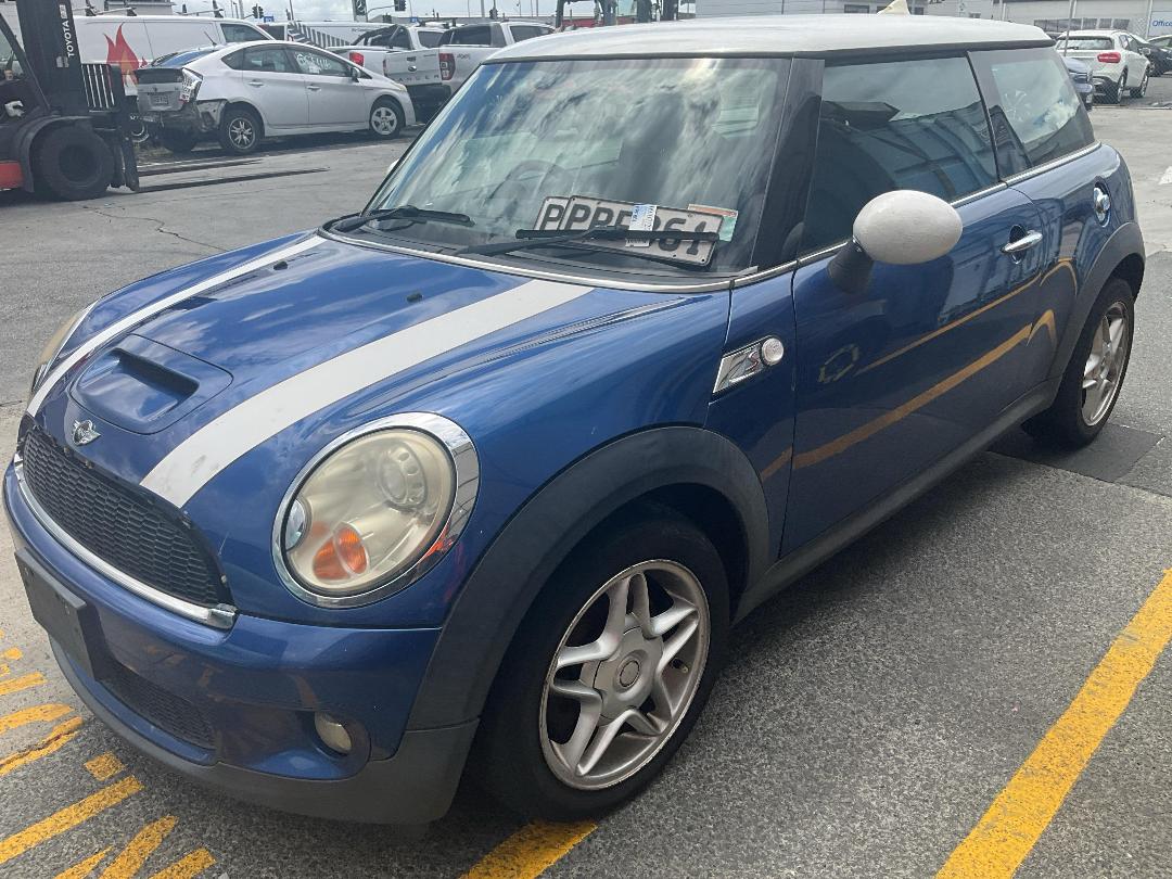 Photo '3' of Mini Cooper S Photo '3' of Mini Cooper S