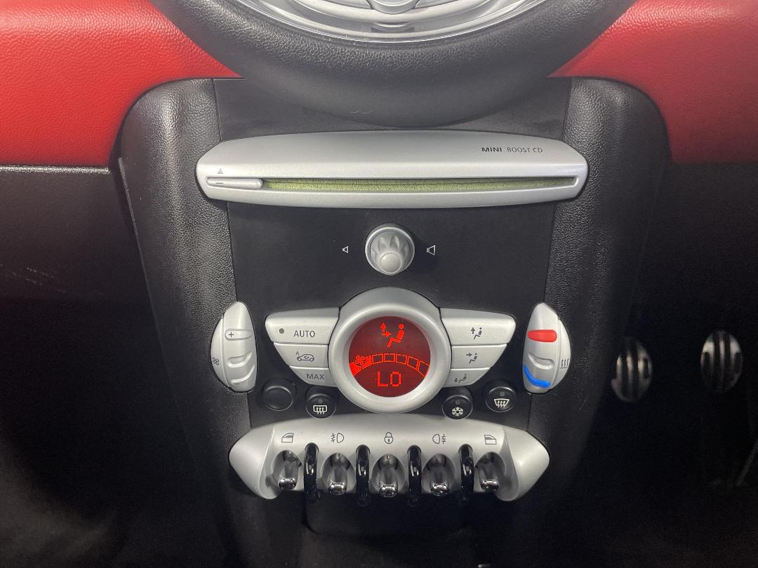 Photo '22' of Mini Cooper S Photo '22' of Mini Cooper S