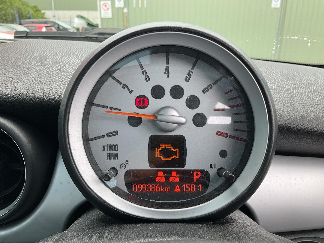 Photo '8' of Mini ONE I