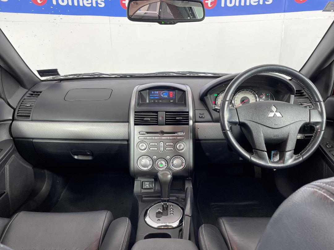 Photo '17' of Mitsubishi 380