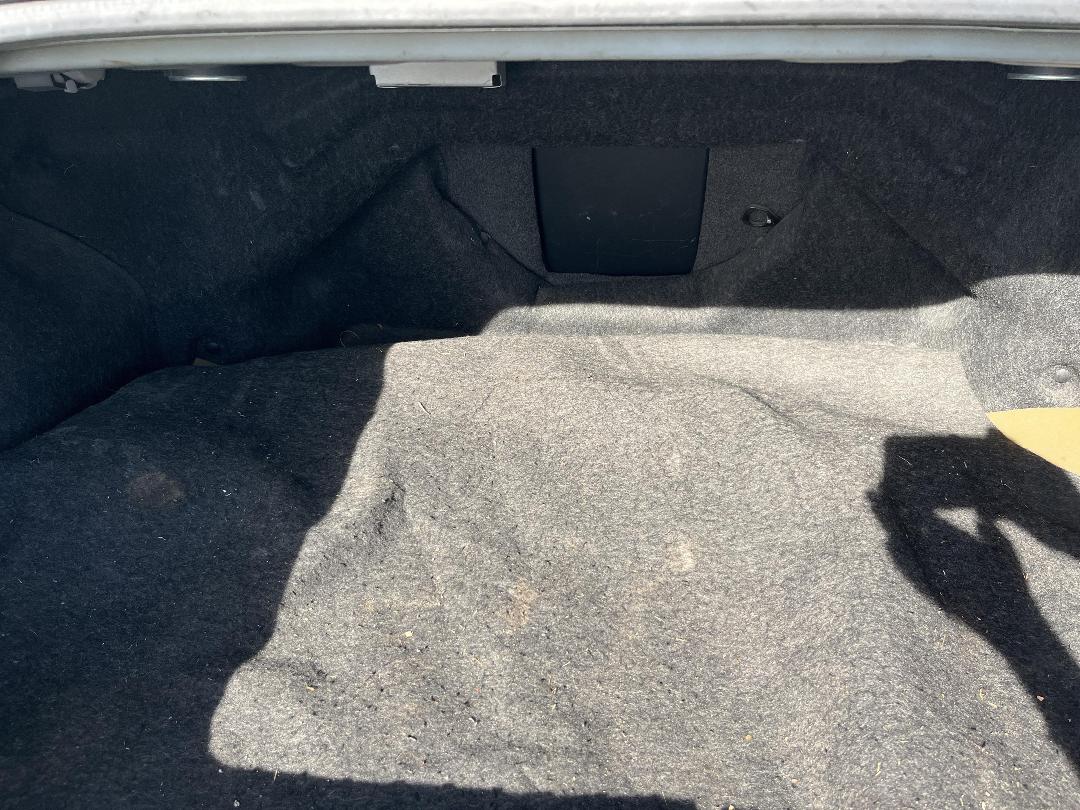 Photo '12' of Mitsubishi 380 Platinum