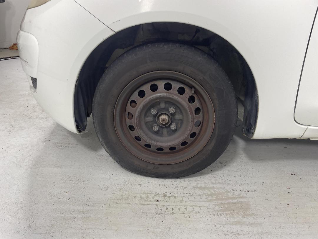 Photo '8' of Mitsubishi Colt LS