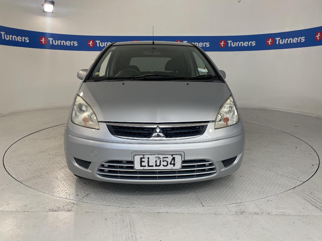 Photo '2' of Mitsubishi Colt Photo '2' of Mitsubishi Colt