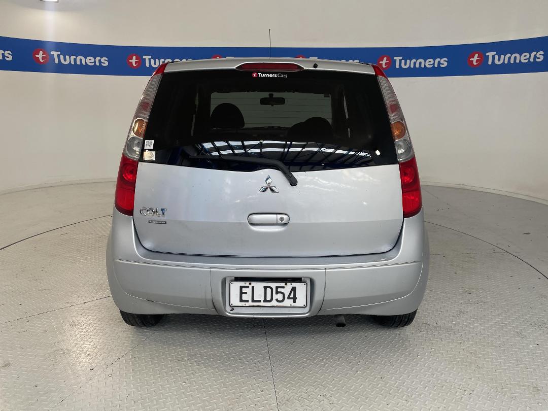 Photo '6' of Mitsubishi Colt Photo '6' of Mitsubishi Colt