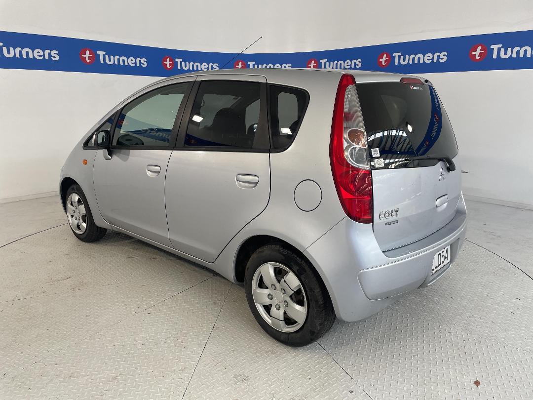 Photo '5' of Mitsubishi Colt Photo '5' of Mitsubishi Colt