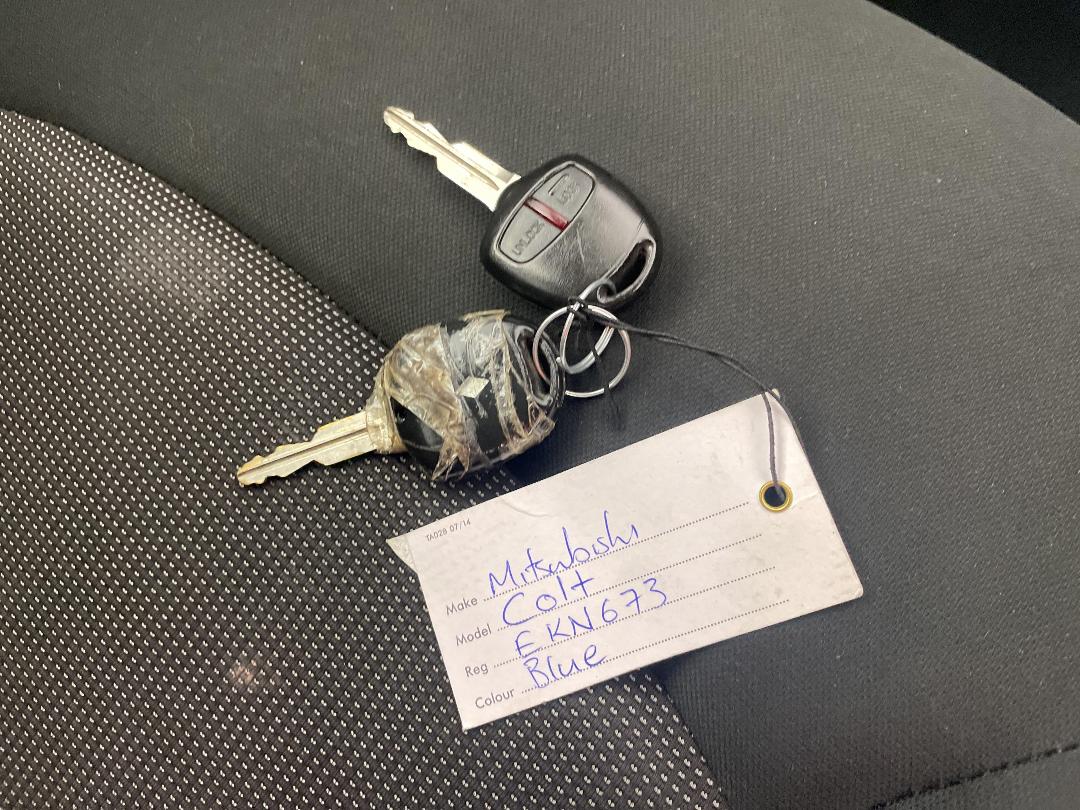 Photo '22' of Mitsubishi Colt