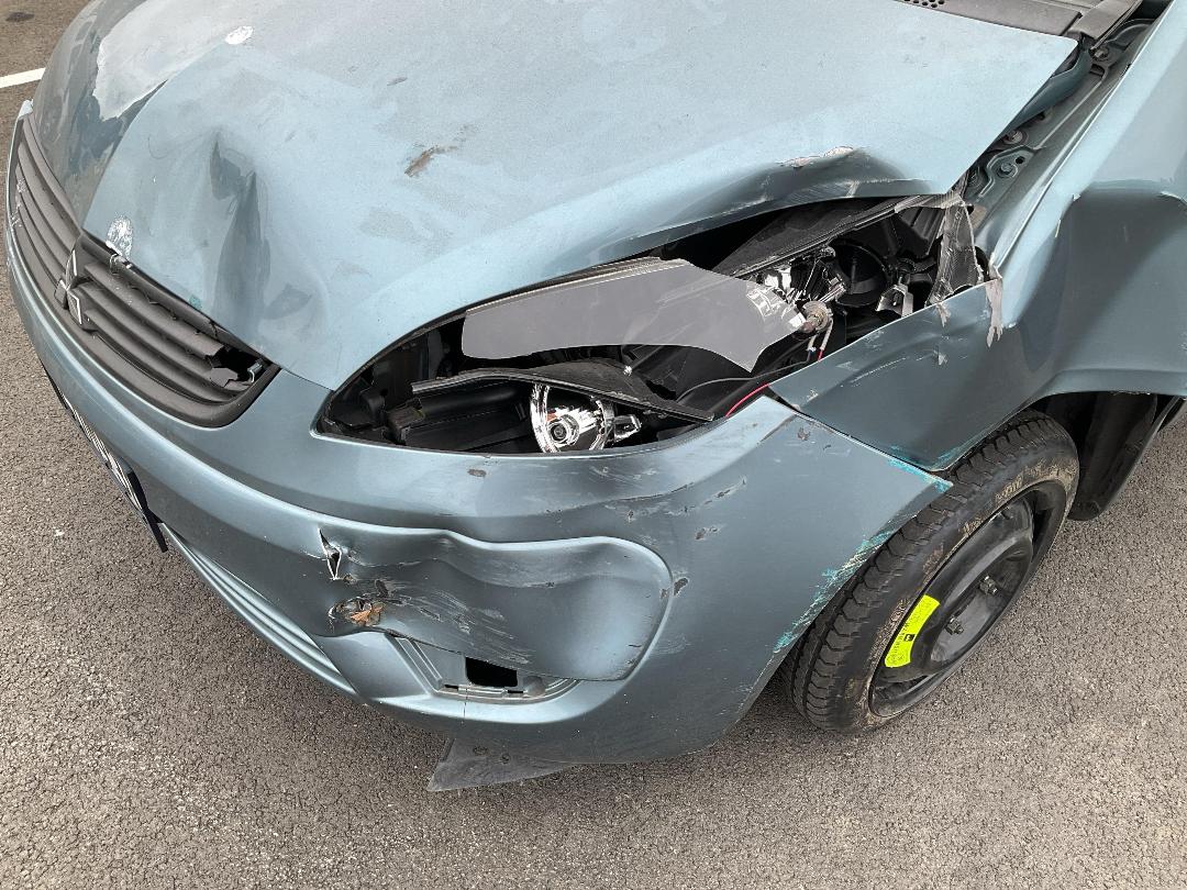 Photo '5' of Mitsubishi Colt LS