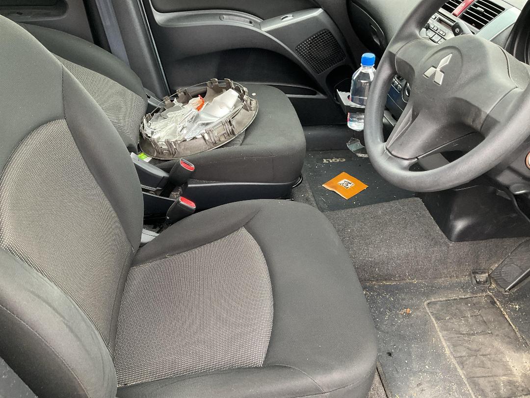 Photo '11' of Mitsubishi Colt LS