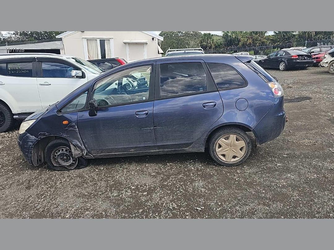 Photo '6' of Mitsubishi Colt Plus LS Photo '6' of Mitsubishi Colt Plus LS