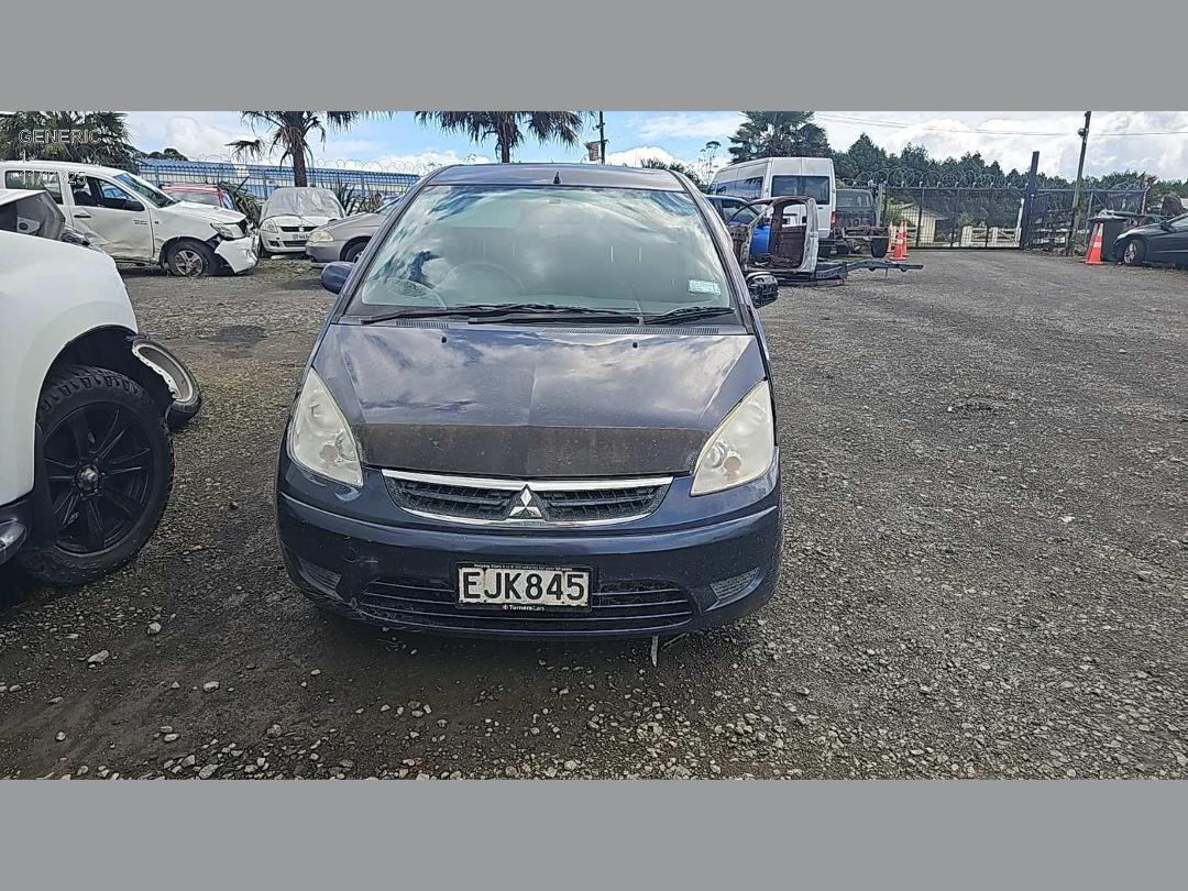 Photo '7' of Mitsubishi Colt Plus LS Photo '7' of Mitsubishi Colt Plus LS