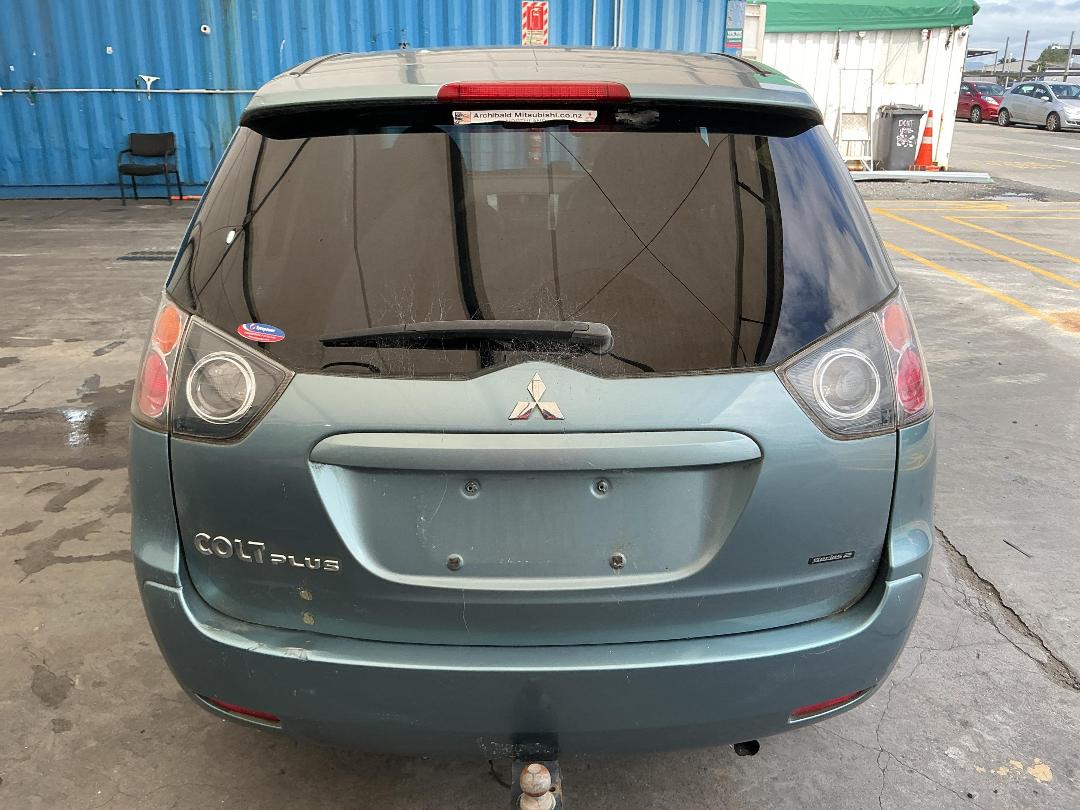 Photo '5' of Mitsubishi Colt Plus LS Photo '5' of Mitsubishi Colt Plus LS