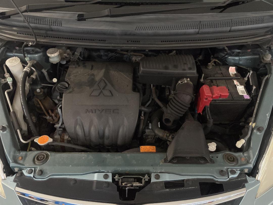 Photo '13' of Mitsubishi Colt Plus