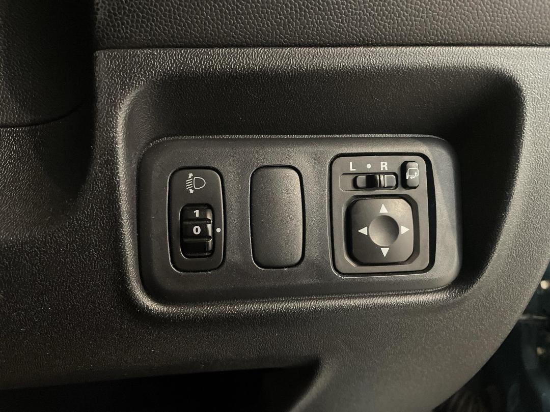 Photo '24' of Mitsubishi Colt Plus