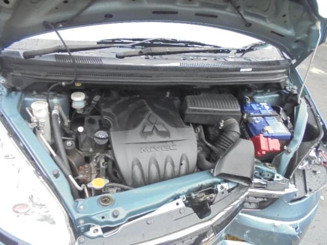 Photo '18' of Mitsubishi Colt Plus LS